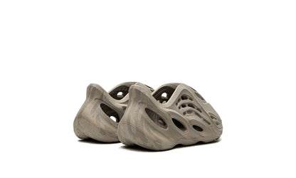 adidas Yeezy Foam RNNR Stone Sage (Infants)